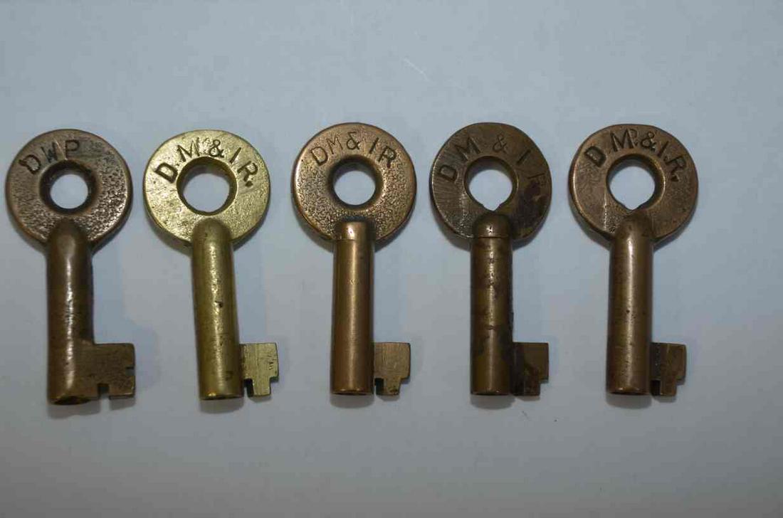 Five Brass Railroad Keys-DMIR and DWP RR (1 of 3)