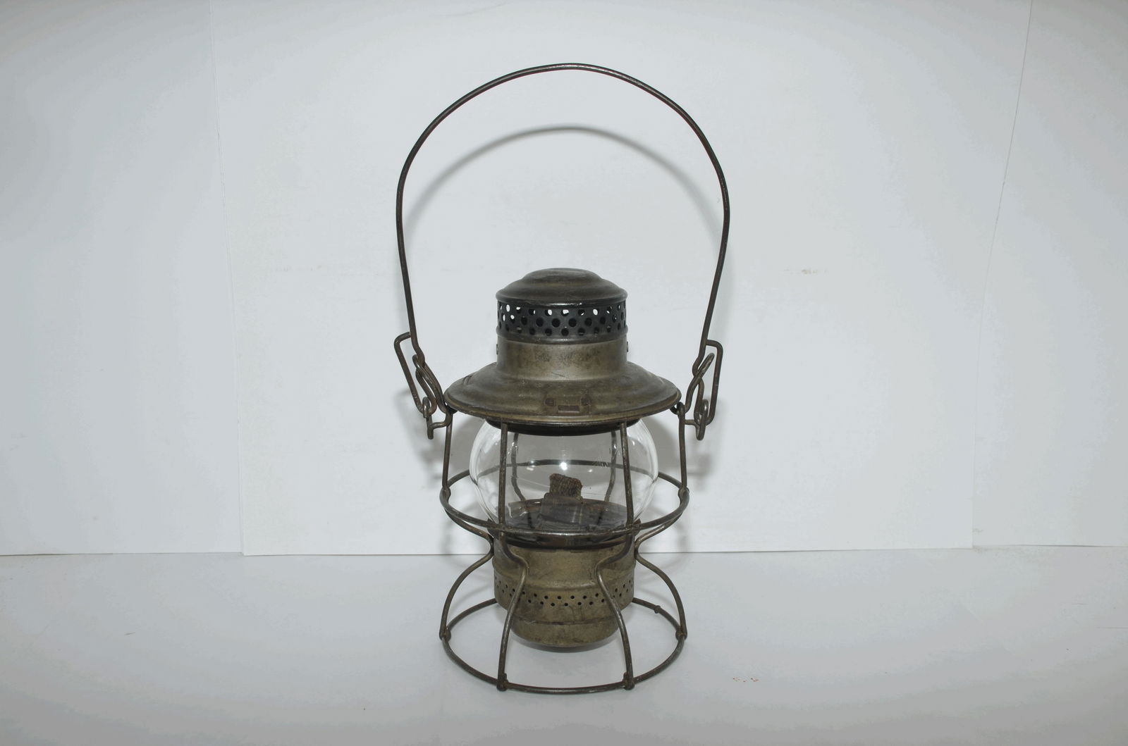 CMSTP and P RR Adlake Kero Switchmans Lantern (1 of 7)