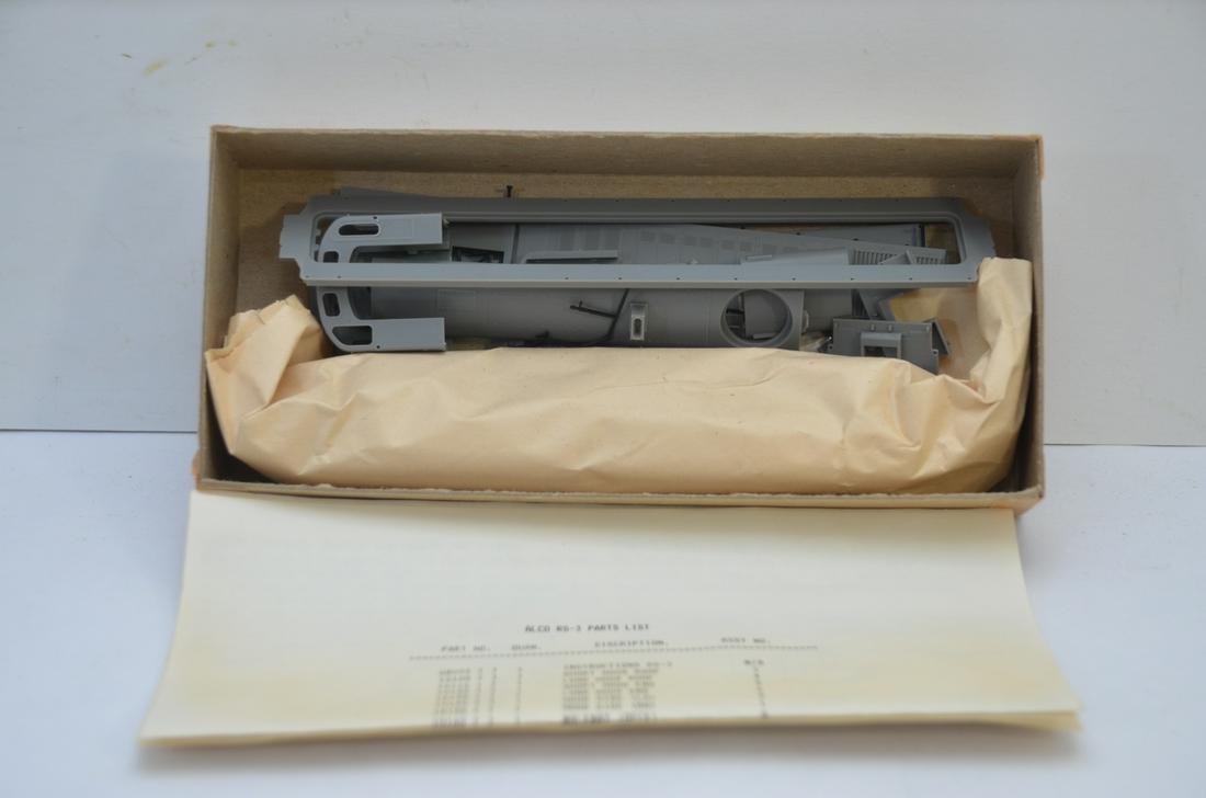 Three HO Scale Kits-RS3, 0-4-0 Camelback, 4-8-2 Mountain (1 of 6)