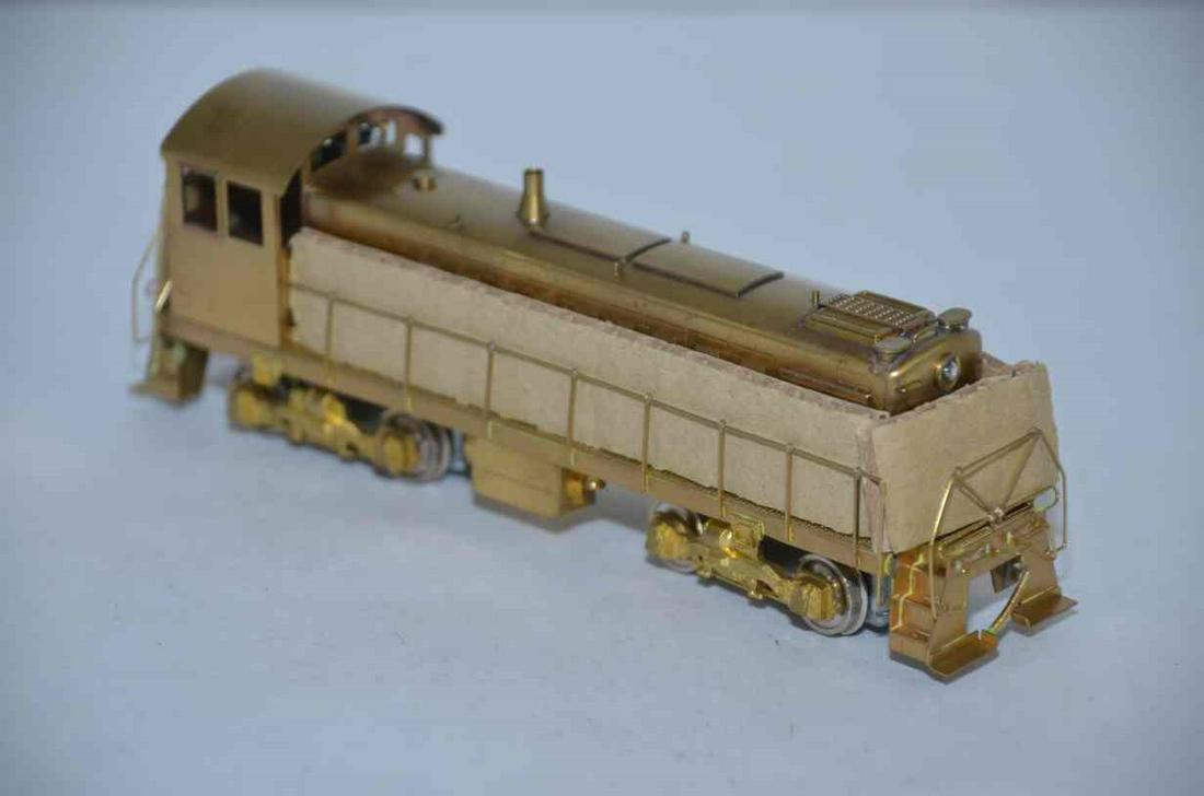 Alco Brass Models Alco S1 Diesel-HO Scale: This is an Alco Brass Models HO scale Alco S1 diesel locomotive. Like new condition, and still with its cardboard railing supports. Tested and runs very well!
