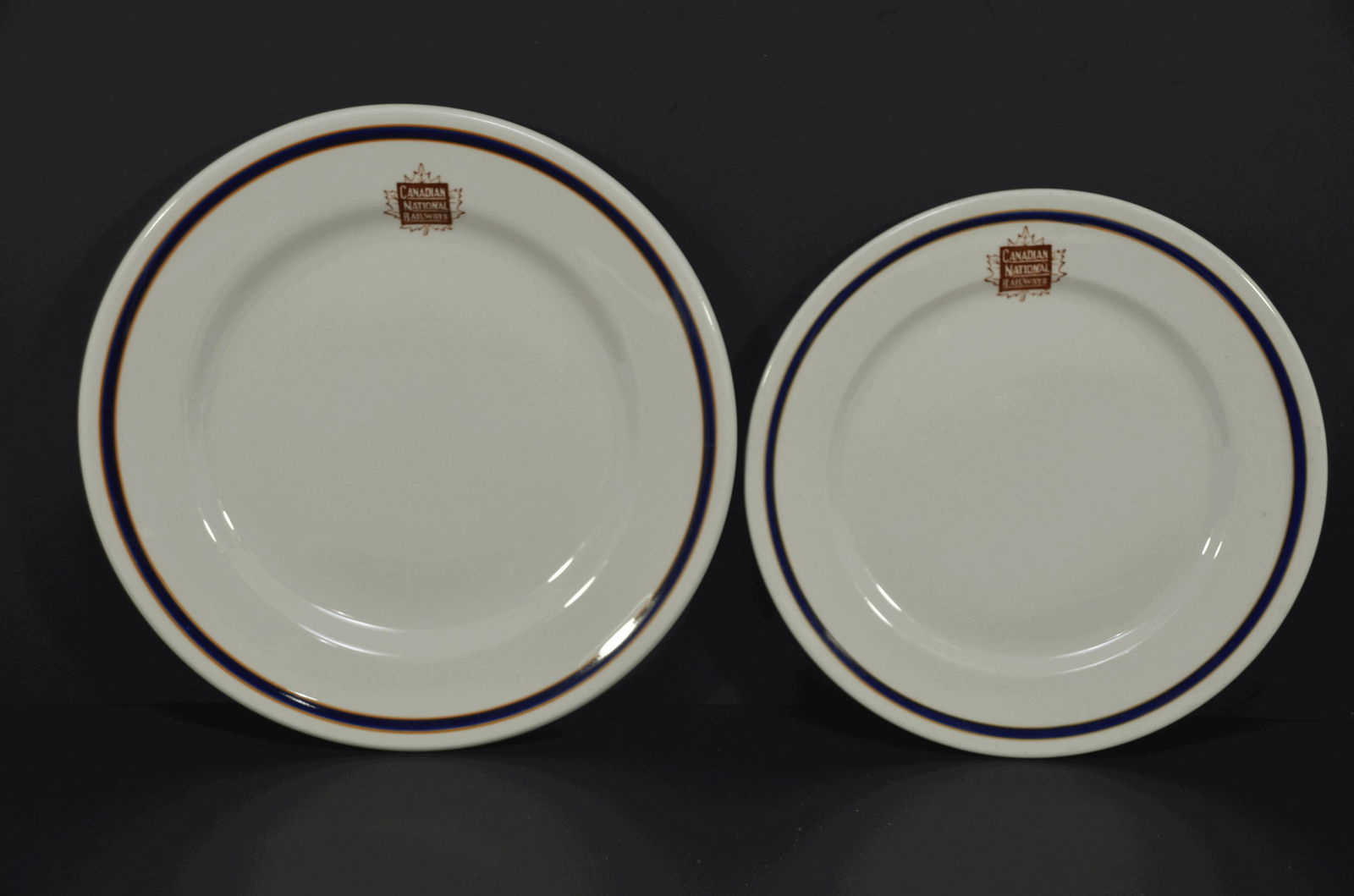 Two Canadian National RR Plates-Dinner and Salad (1 of 6)