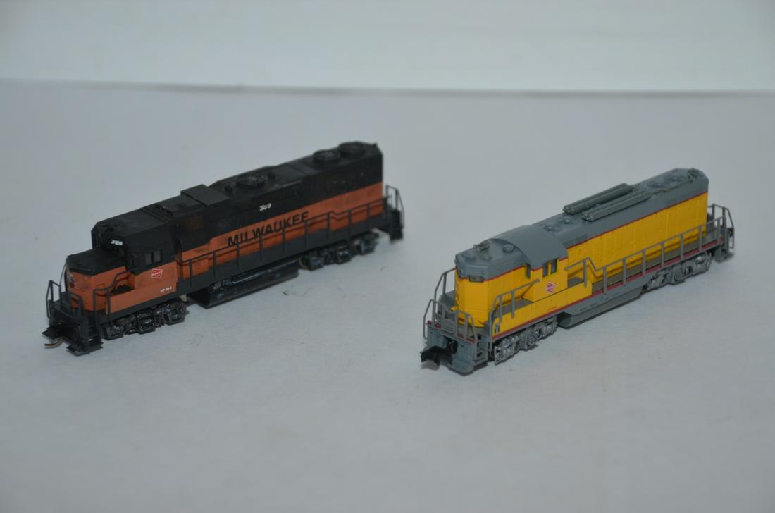 Two Milwaukee Road N Scale Diesel Locomotives (1 of 4)