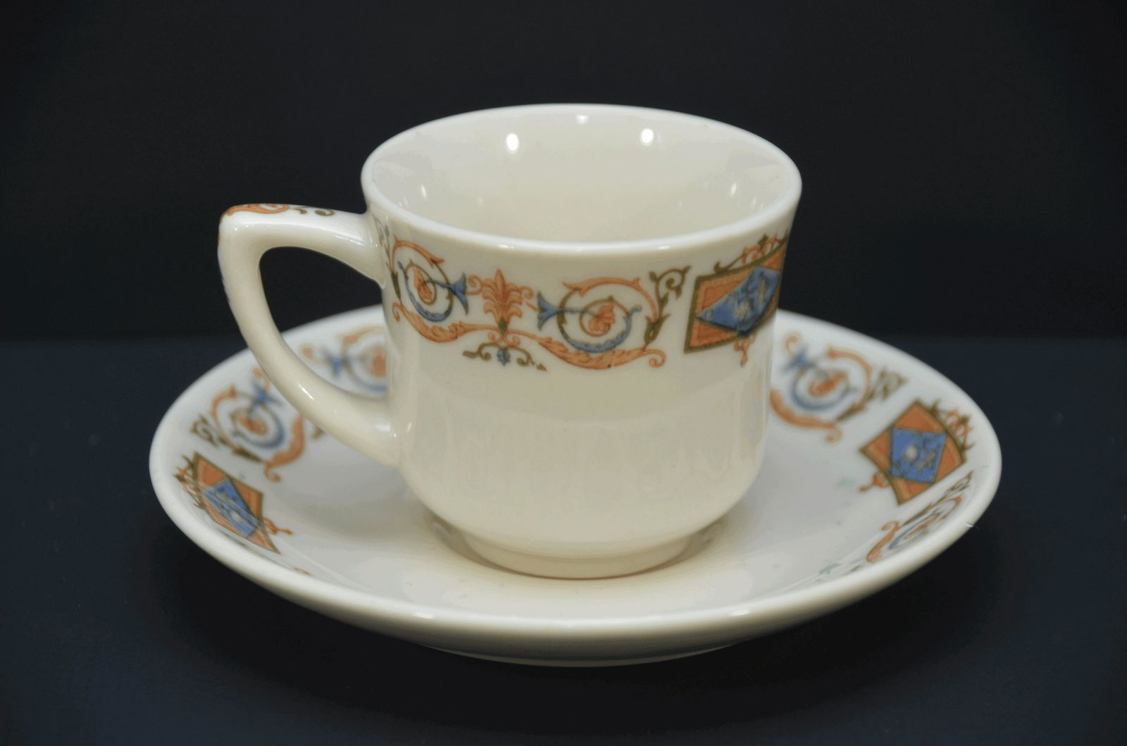 Milwaukee Road Galatea Demitasse Cup/Saucer (1 of 4)