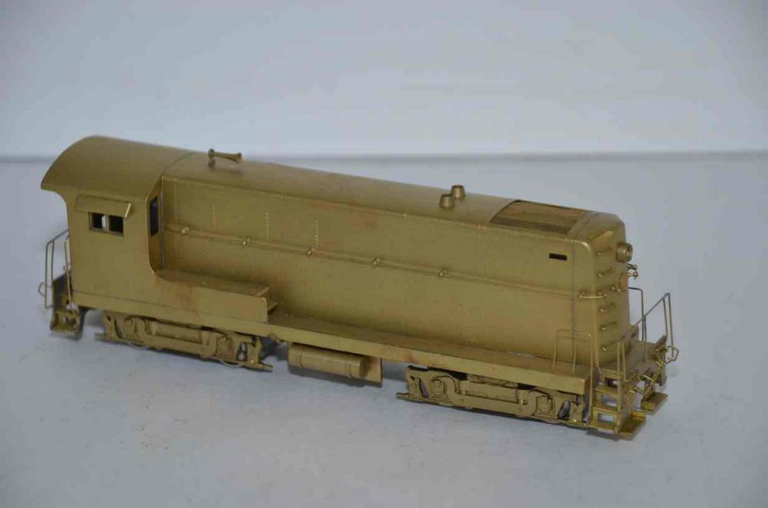 Hallmark Brass Models Fairbanks Morse H10-44 Diesel-HO Scale (1 of 4)