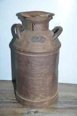 Chicago and Northwestern RR Milk Can (1 of 6)