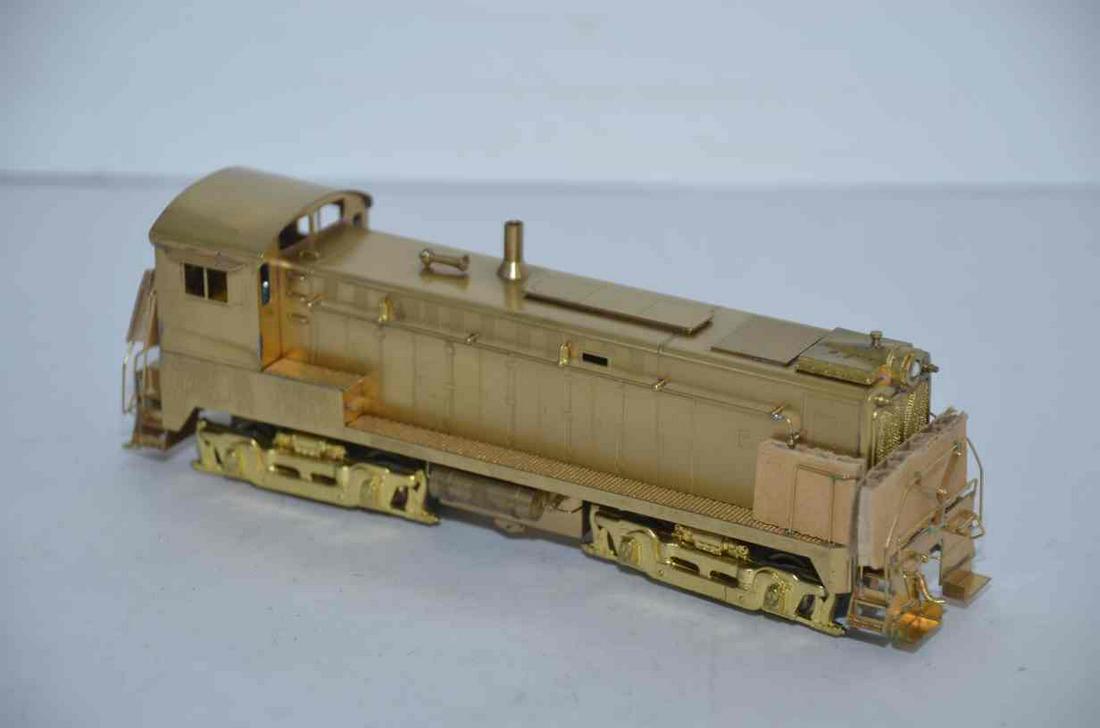 Hallmark Brass Models Baldwin S12 Diesel-HO Scale (1 of 4)