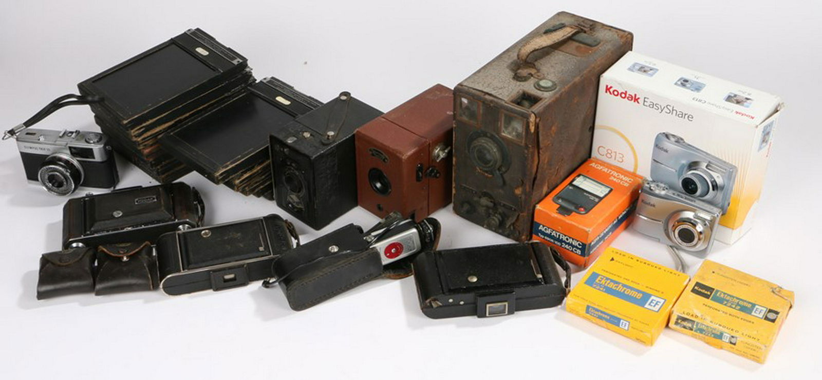 Cameras and accessories, to include Kodak cameras, an (1 of 1)