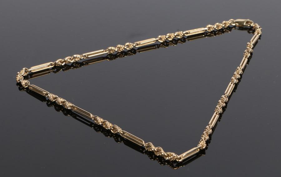 9 carat gold necklace, with bar and rope twist links (1 of 1)