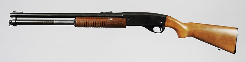 Smith & Wesson Model 916A Shotgun: 12 ga., 3 in. chamber, 20 in. barrel, S/N 765B02, pump action tube fed, clean bore
