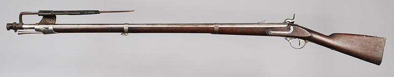 L. Pomeroy US Model 1840 Contract Musket: .69 cal., 42 in. round barrel, lock plate marked with an eagle over "L. POMEROY, behind hammer marked "1844/US", top of barrel by tang marked "1862", below nipple marked "H&P", steel butt plate tang m