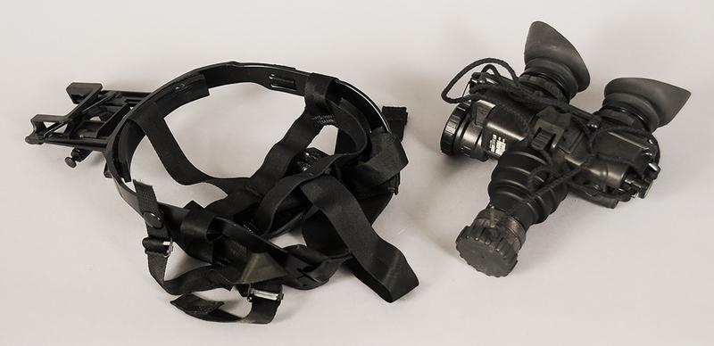 ITT Night Quest 5001 Goggles and Head Mount Set: adjustable head mount, infrared Illuminator, operates on two AA alkaline batteries, soft case, paperwork, accessories, lense covers
