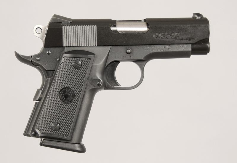 Para-Ordnance P12 Pistol: .45 ACP, 3-1/2 in. barrel, compact 1911, S/N RK12713, 3 magazines, 3 white dot sights, with soft case