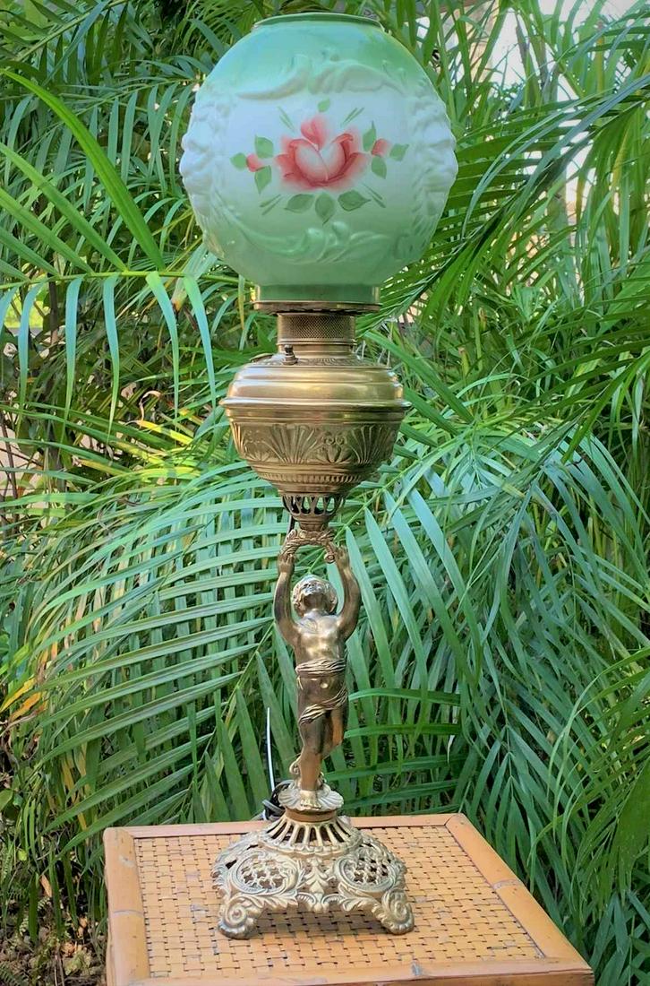 Victorian Putti Oil Lamp (1 of 4)