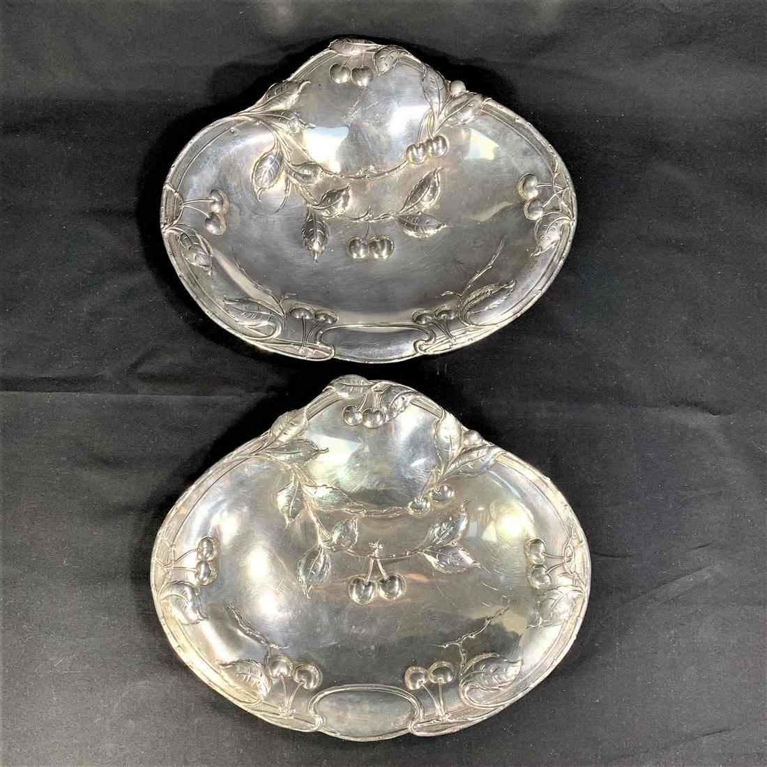 Pair of Art Nouveau Continental Silver Dishes (1 of 4)