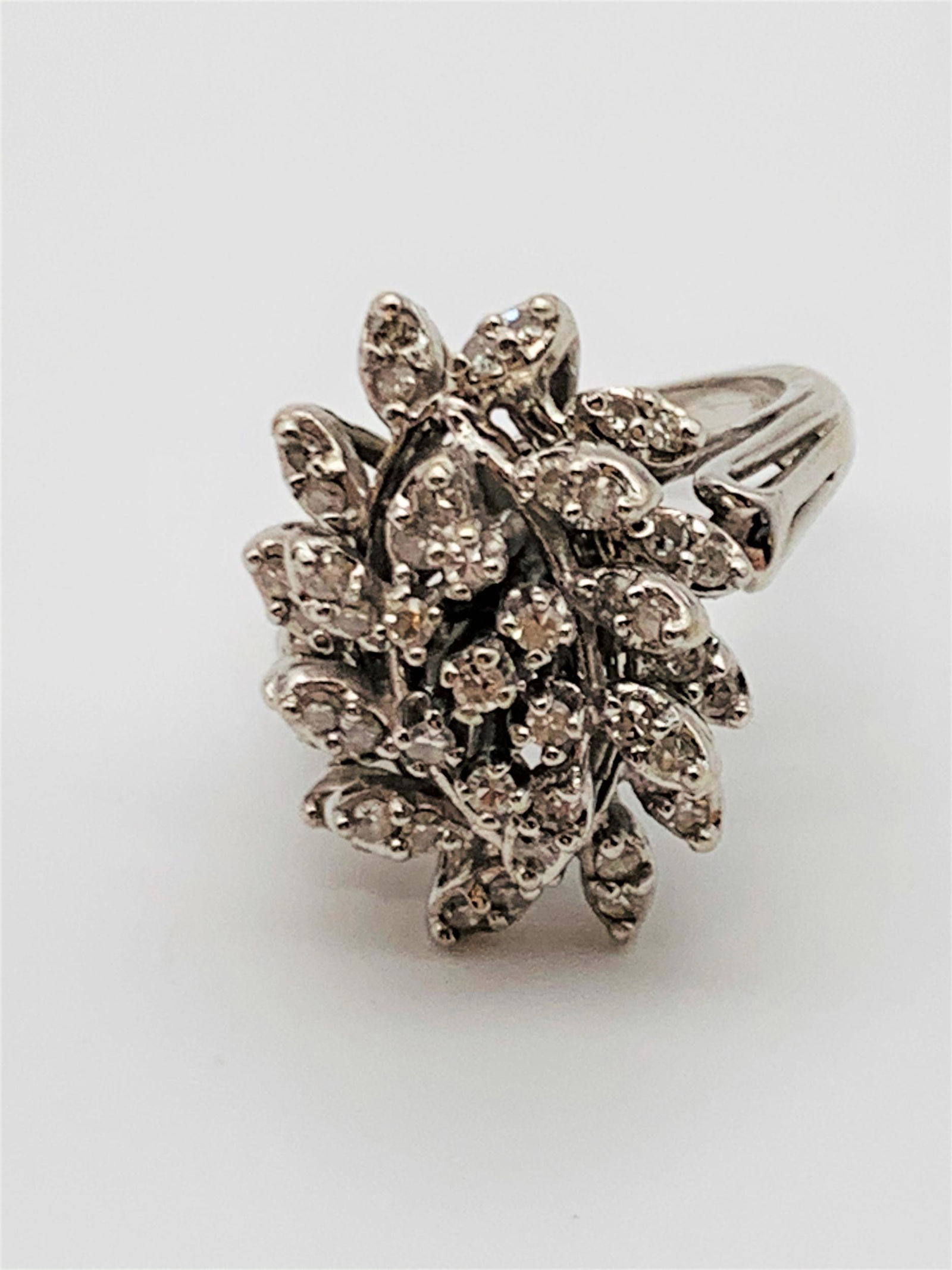 Vintage 14K and Diamond Cluster Cocktail Ring. Stamped (1 of 4)