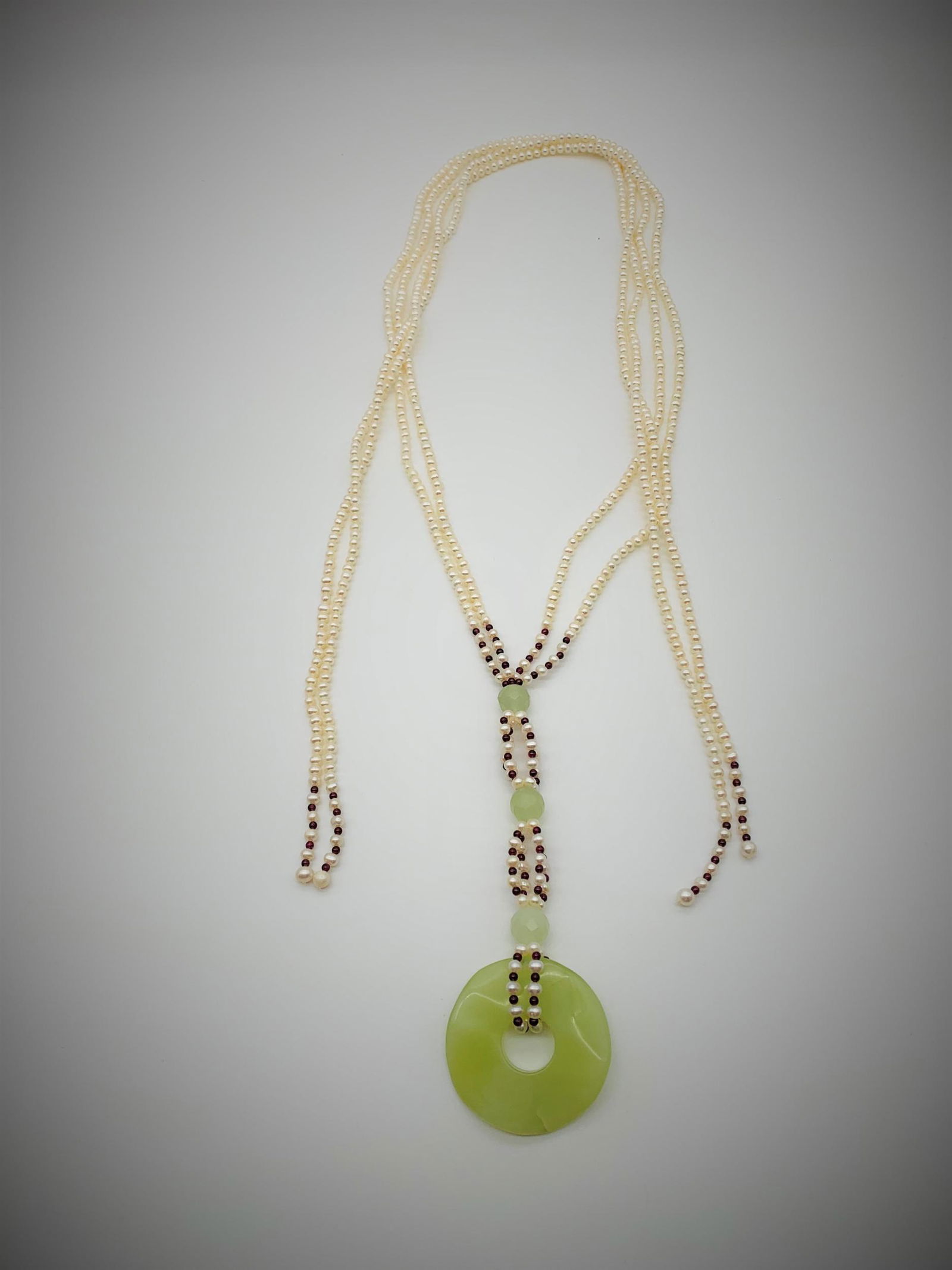 Very pretty and usual with bi-style and carved celadon (1 of 6)