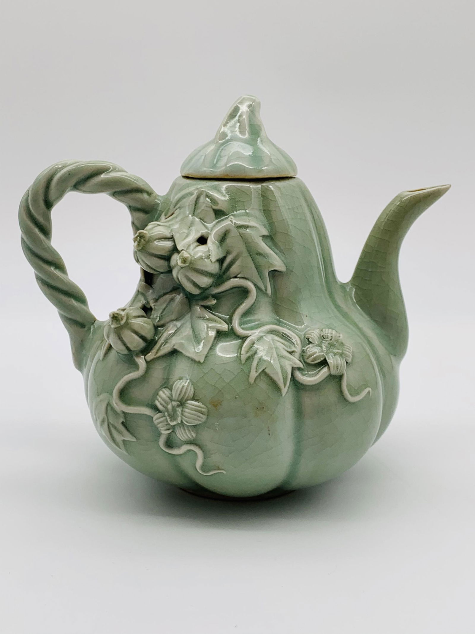 Antique Chinese Porcelain Teapot. Melon/Squash orm with (1 of 7)