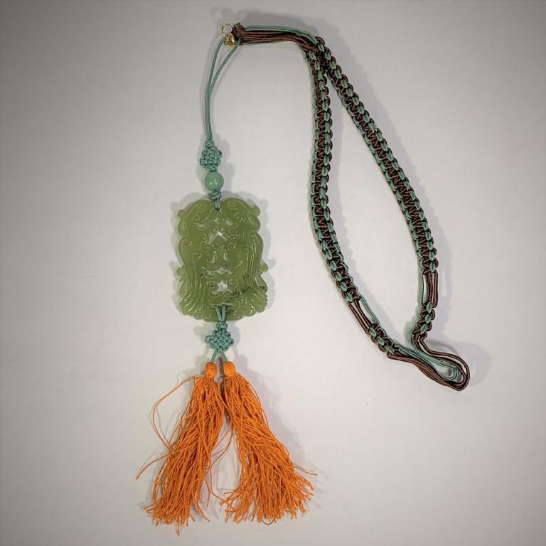 Vintage Carved Jade Pendant On Macrame Necklace. (1 of 3)
