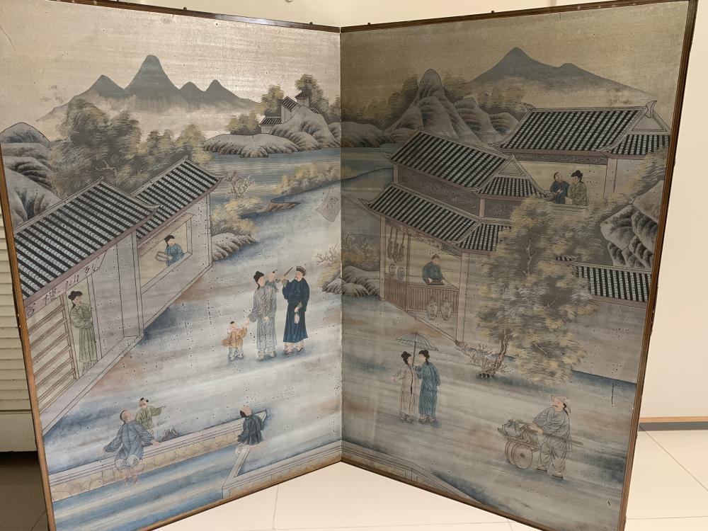 Vintage Chinese 2 Piece Painted Hinged Panel. Oil on (1 of 4)