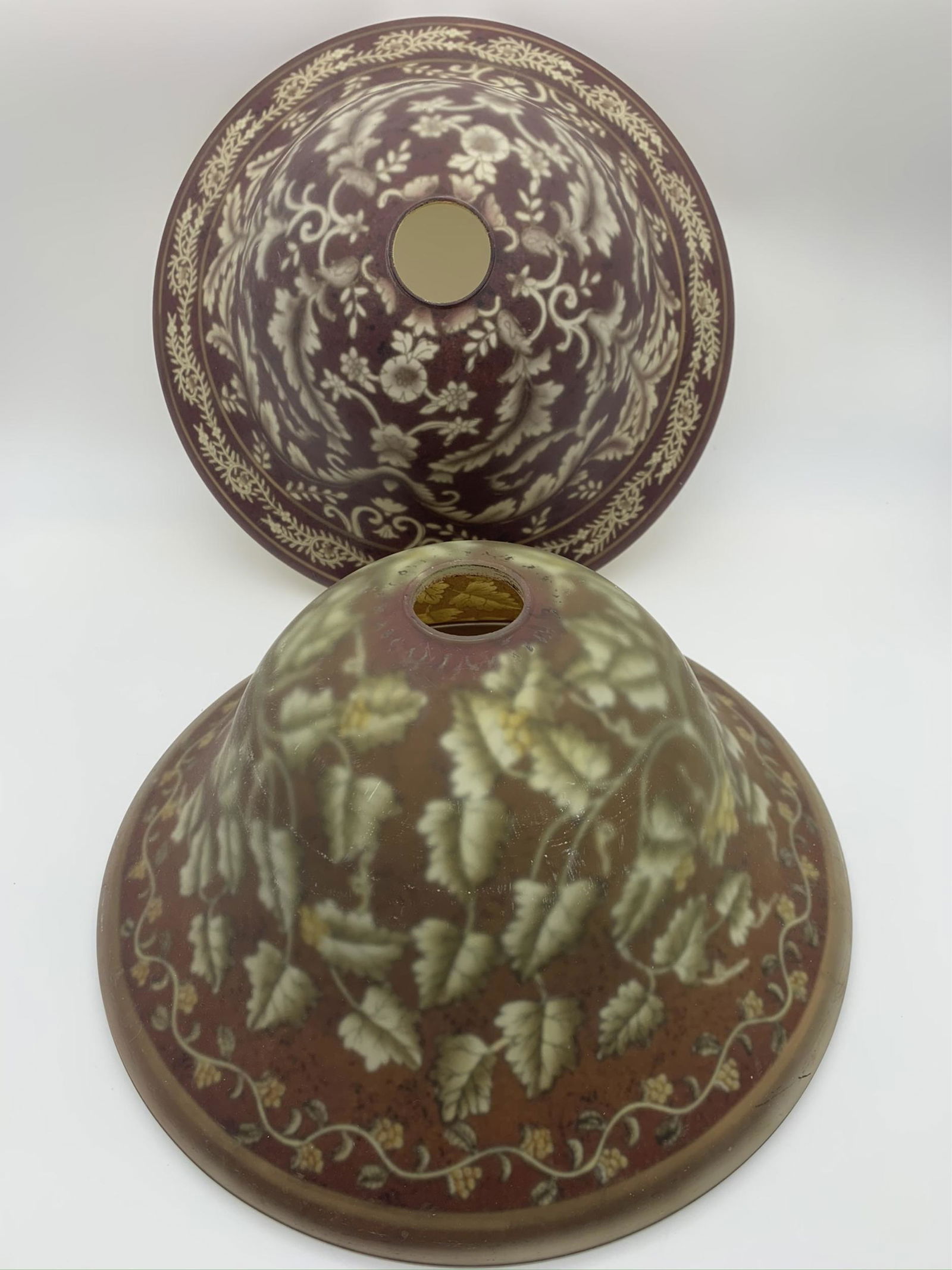 Two Vintage Art Glass Lamp Shades (1 of 7)