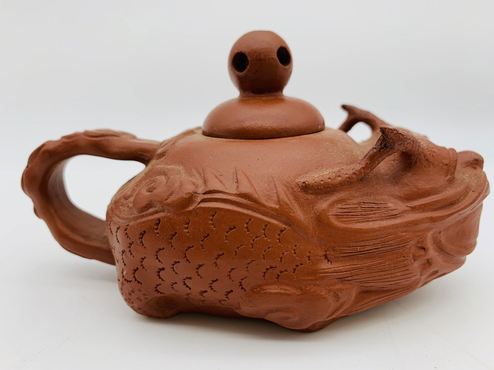 Vintage Chinese Yixing Clay Teapot (1 of 5)