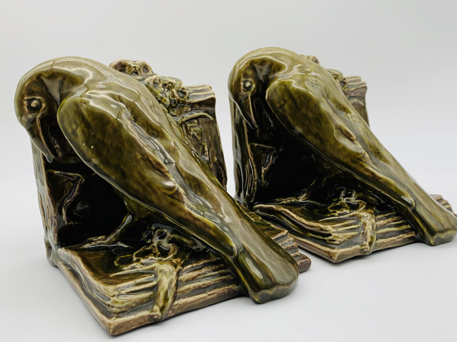 Pr Rookwood Green Glaze Raven Bookends (1 of 8)