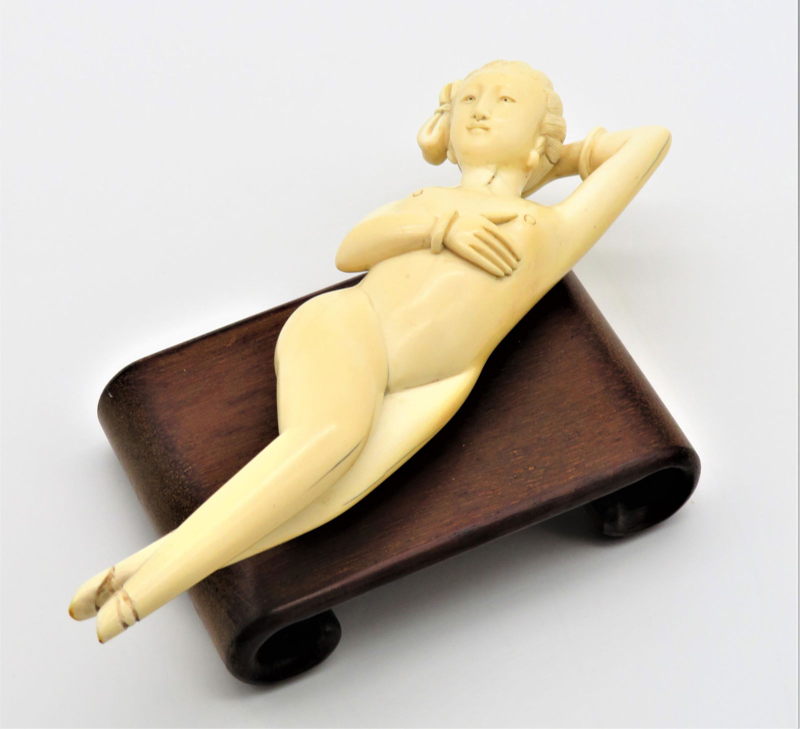 Antique Chinese Carved Doctor's Lady (1 of 7)