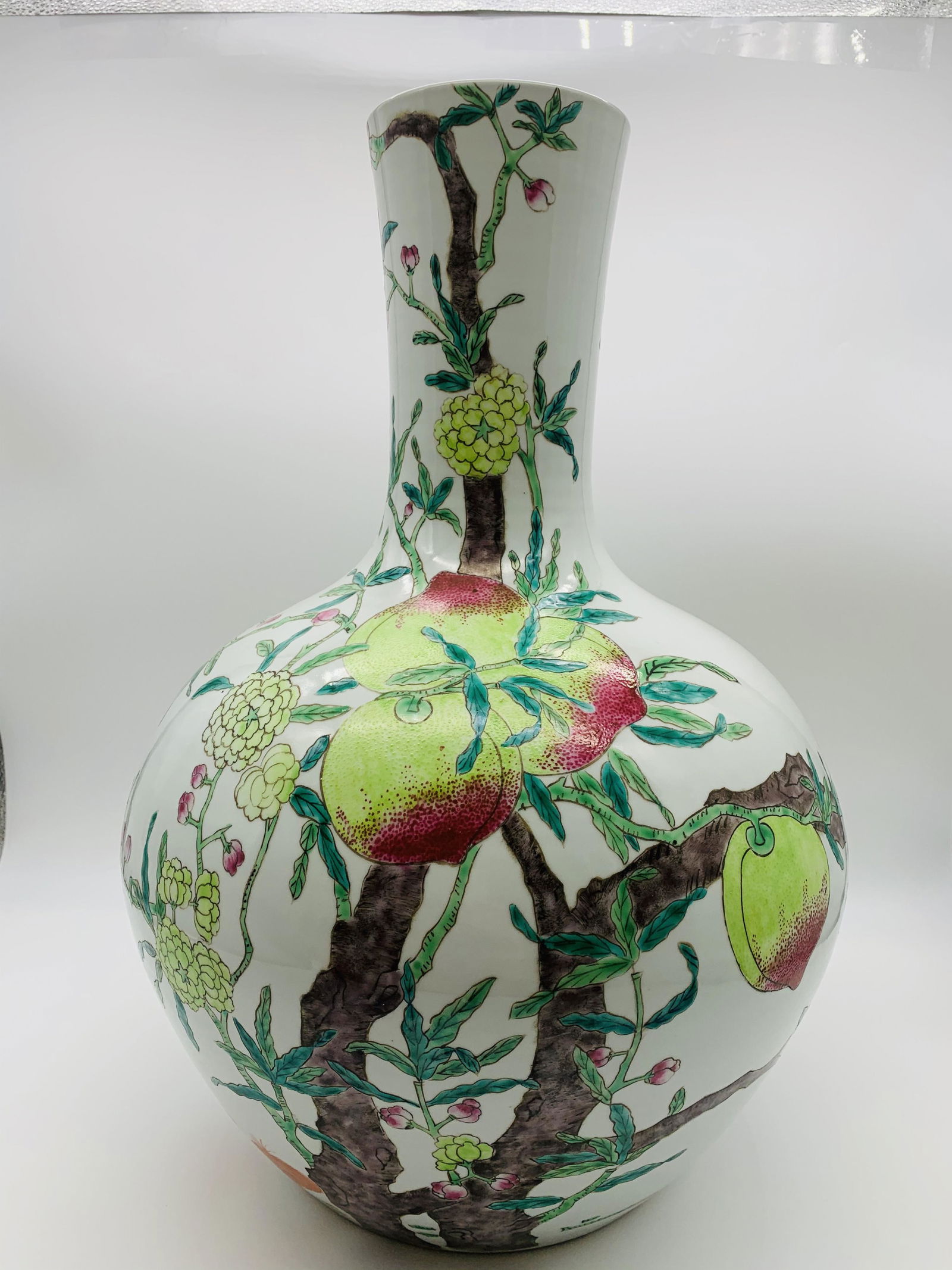 Chinese Guangxu Period Bulbous 9 Peaches Vase (1 of 8)