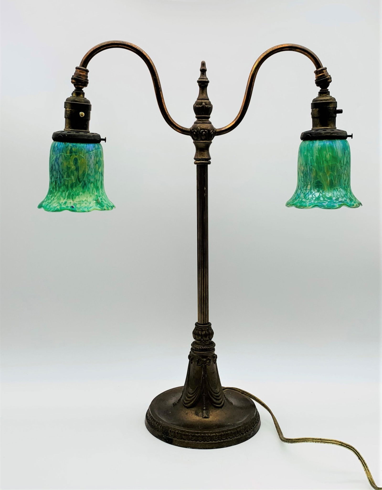 Antique Durand Art Glass Shade Bronze Lamp (1 of 9)