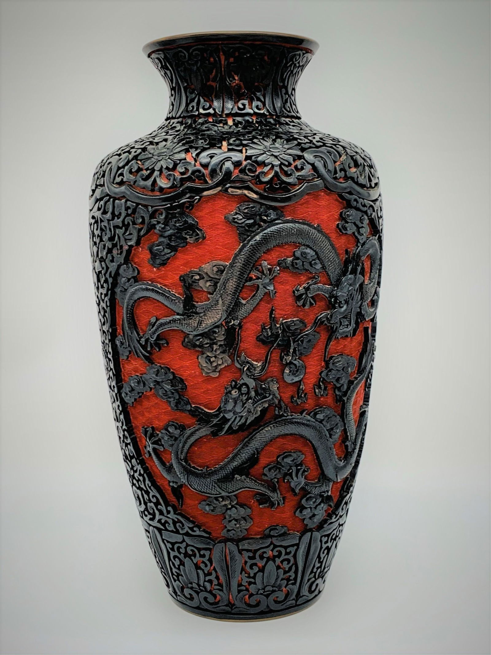 Chinese BLack & Red Cinnabar Lacquerware Vase (1 of 6)