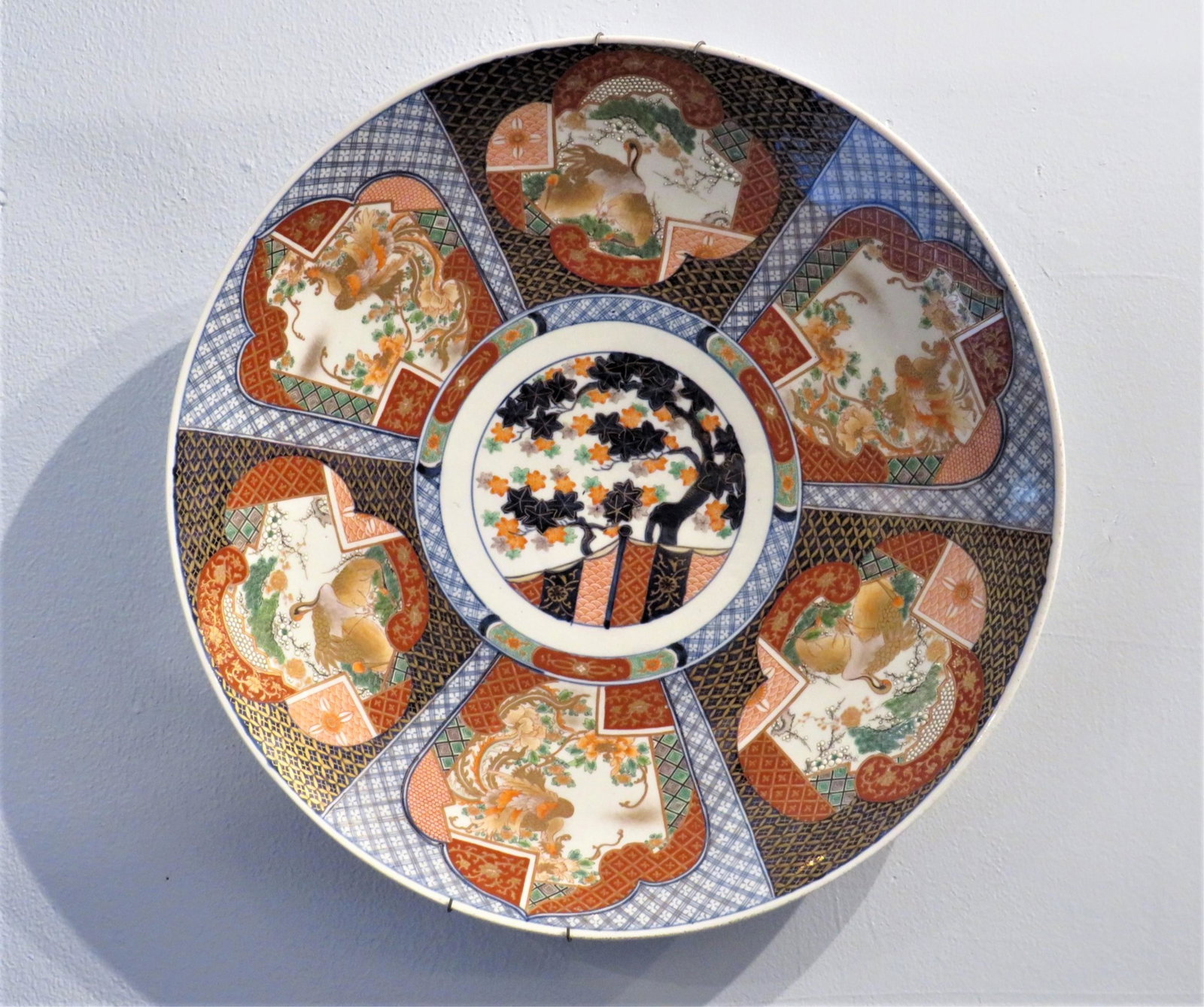 Palace Size Japanese Imari Charger (1 of 6)