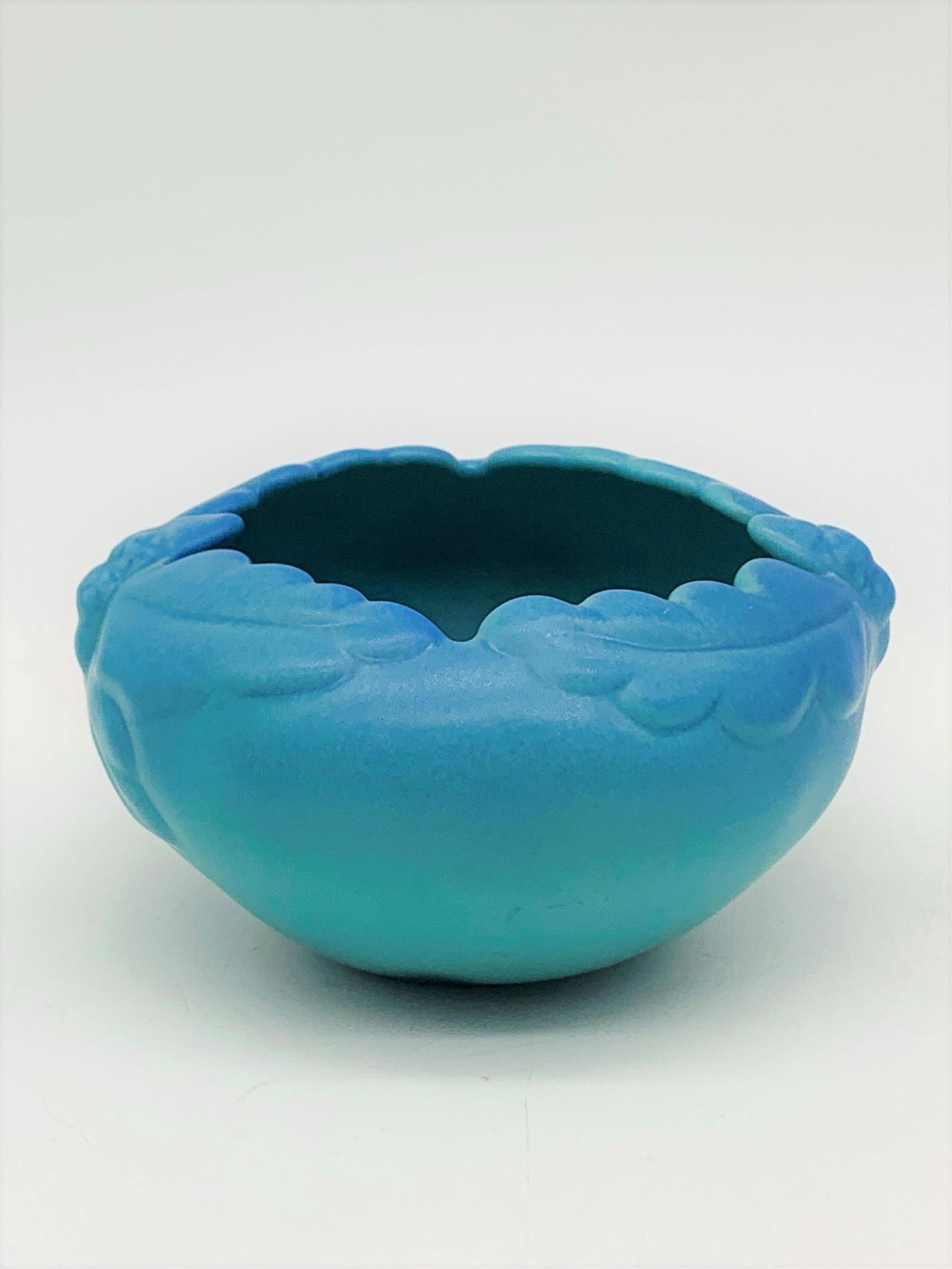 Van Briggle Oak Leaf Bowl (1 of 5)