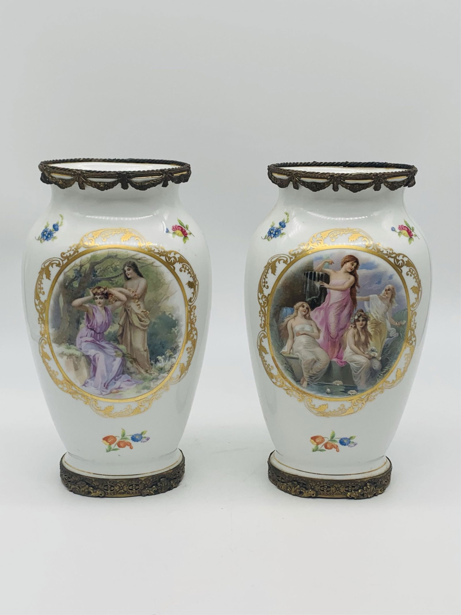 Pair of Vintage Noritake Portrait Vases (1 of 10)