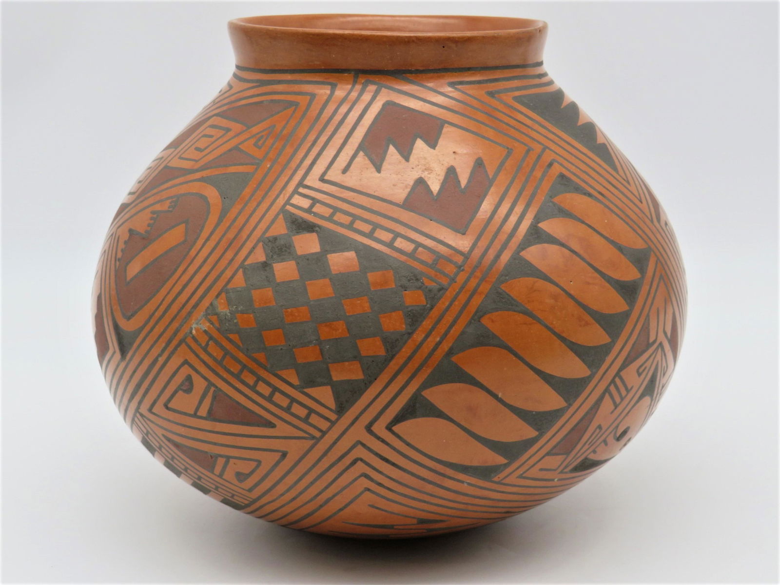 Santos Ortiz Pottery Vessel (1 of 4)