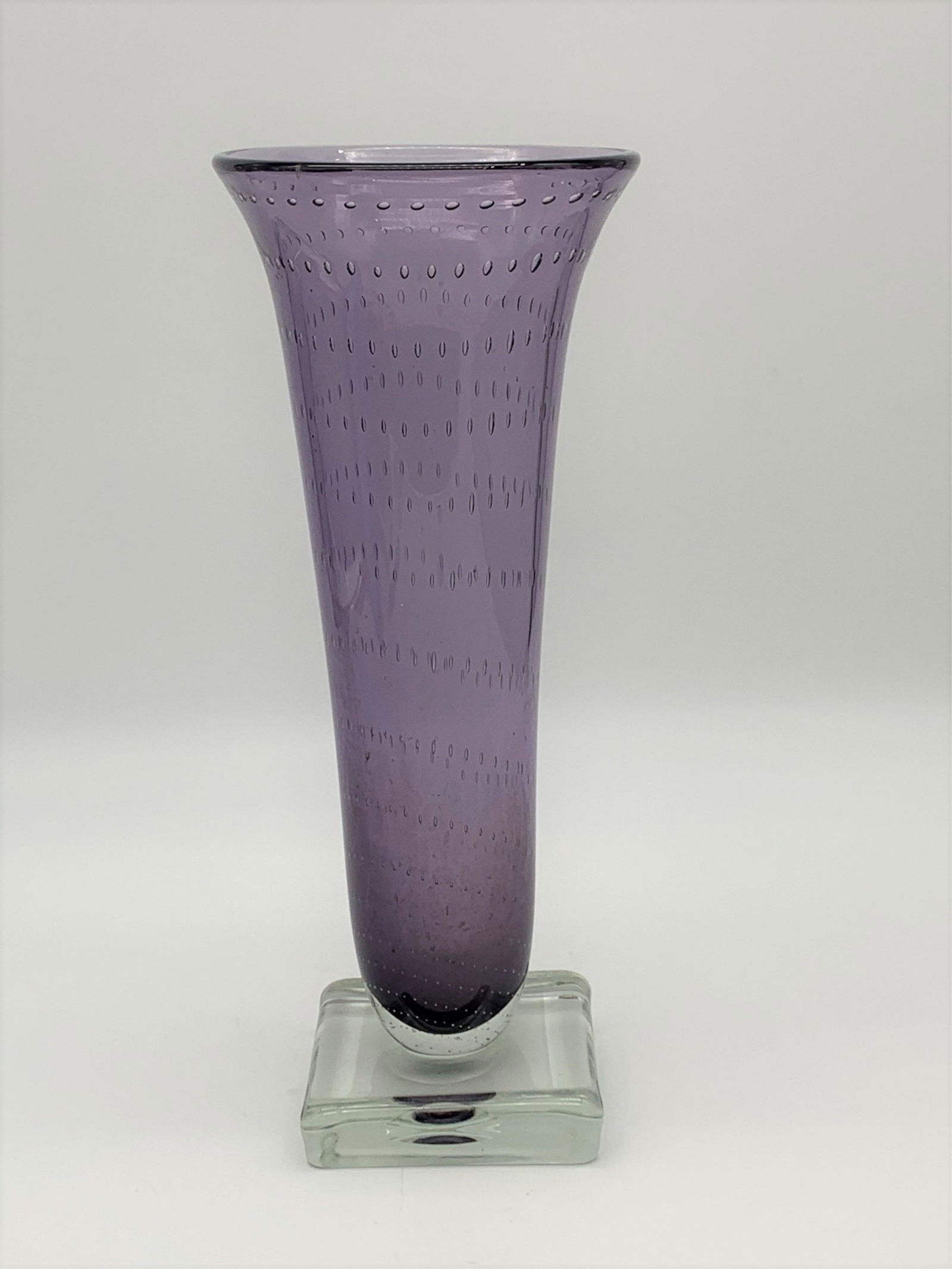 Pairpoint Amethyst to Clear Vase (1 of 6)