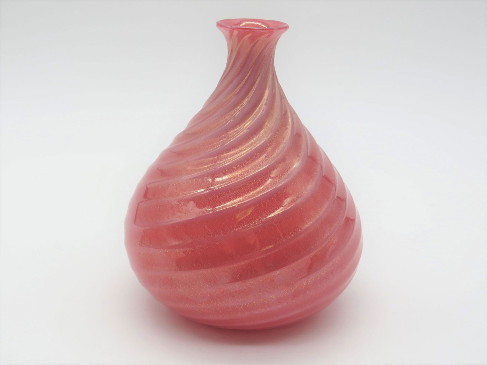 Tomaso Buzzi Style Art Glass Swirl Vase (1 of 3)