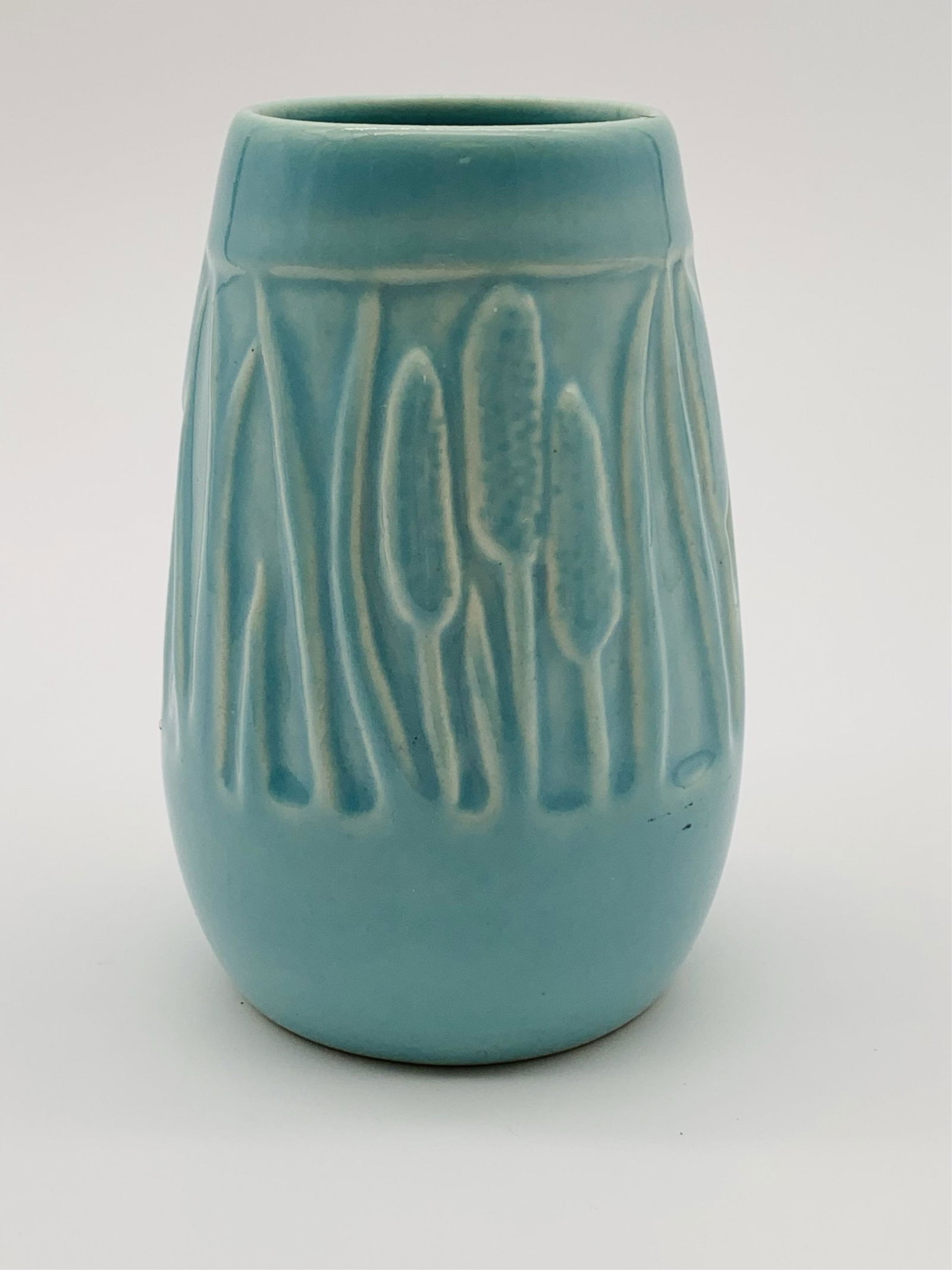 Vintage Rookwood Blue Cattail Vase: Vintage Rookwood Blue Cattail Vase #2592. High gloss finish. Signed and dated 1948. Good condition, no chips, cracks or crazing. Measures 4-5/8" H. Third party shipping or free local pick-up.