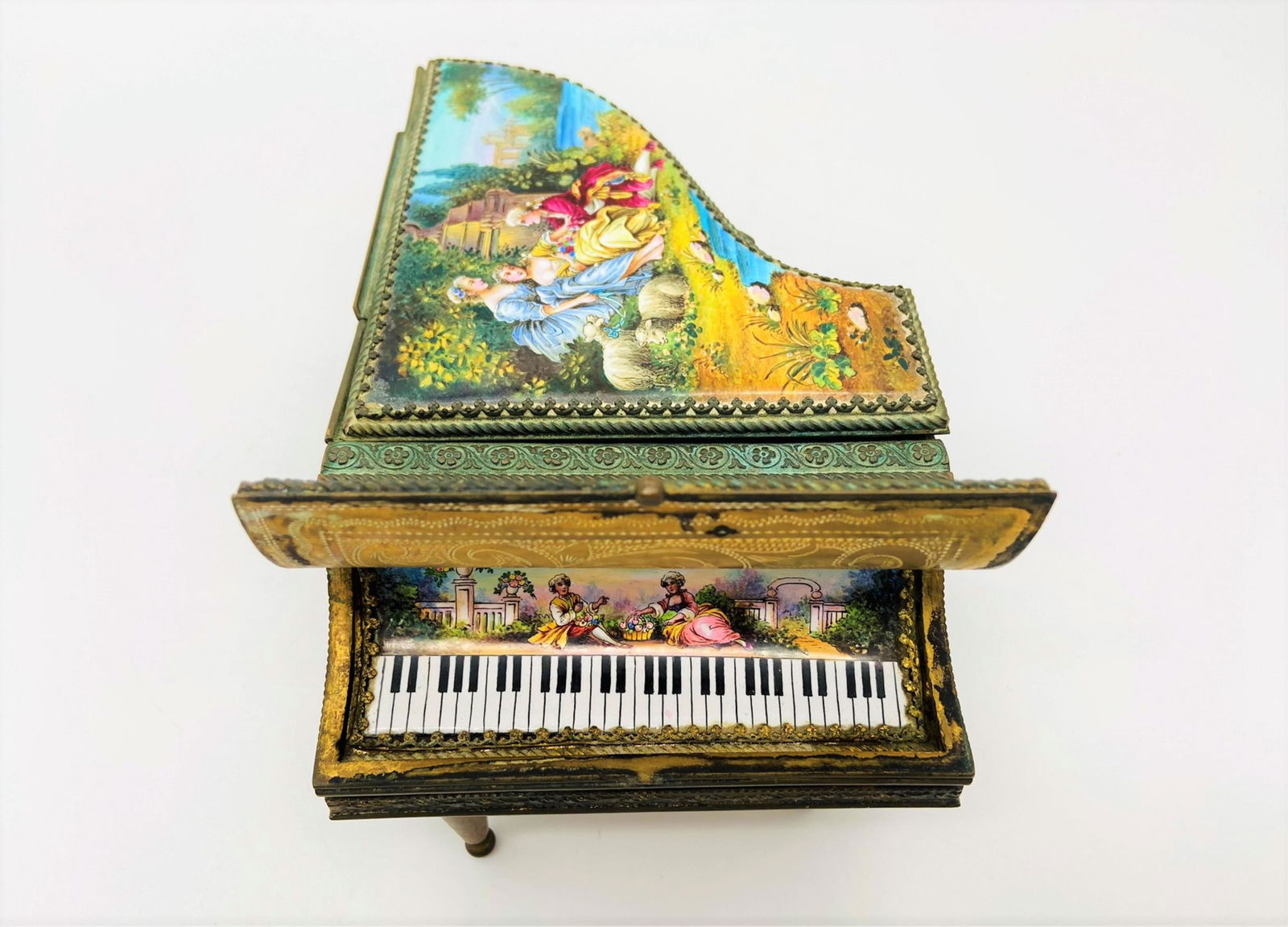 19C Viennese Enamel Piano Music Box (1 of 12)