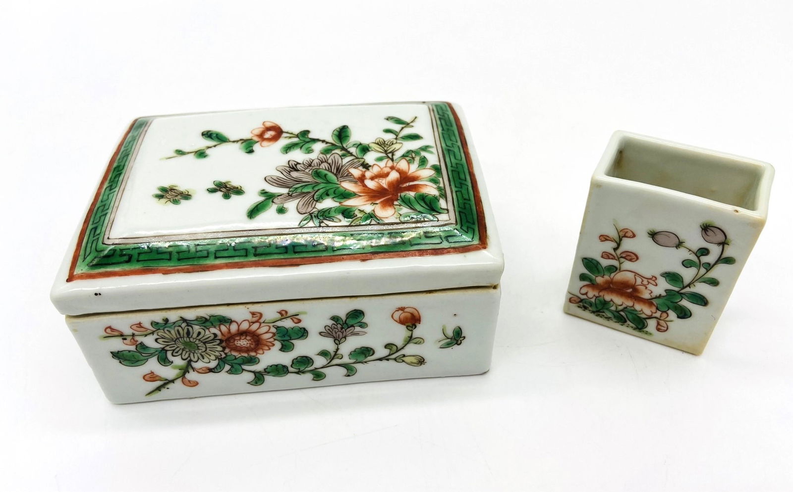 Famille Rose Verte Trinket Box & Matchbox Case (1 of 12)