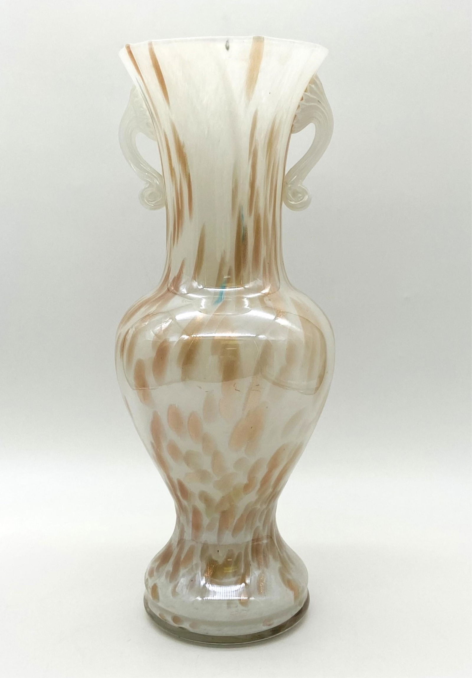 Silvestri Murano Gold Stride Vase (1 of 13)