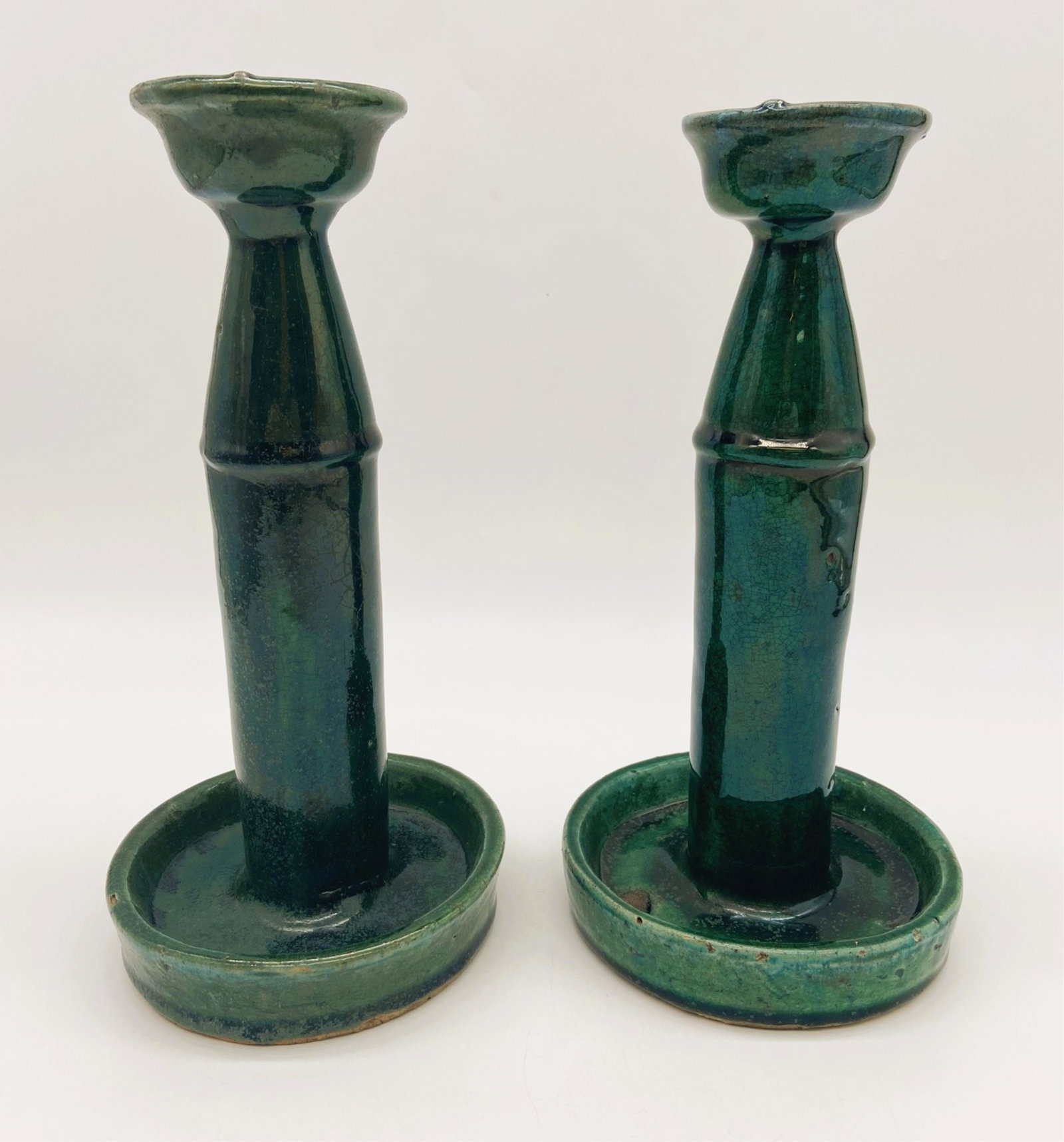 Vintage Chinese Crackle Glaze Candle Holders: Holders Vintage Chinese Crackle Glaze Candle Holders. Measures 10.5" H x 5" D. In great condition. All Items Are Third party shipping or free local pick-up within 60 days of end of sale. Please review