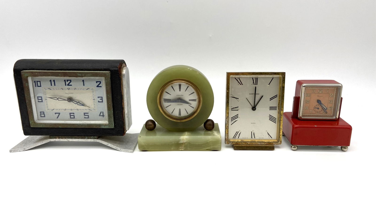 4 Art Deco and Vintage Desk Clocks (1 of 12)