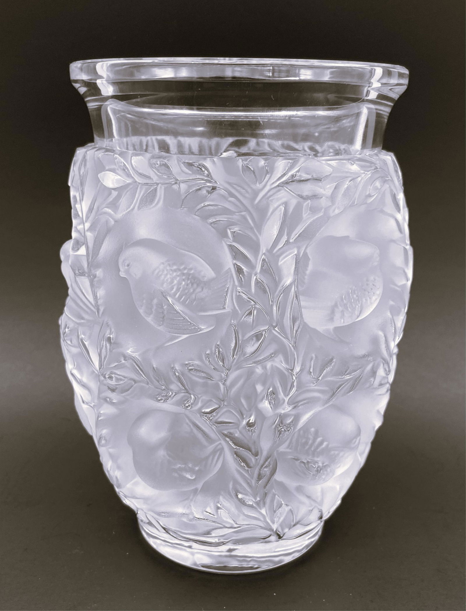 Lalique Bagatelle Crystal Glass Love Bird Vase (1 of 8)