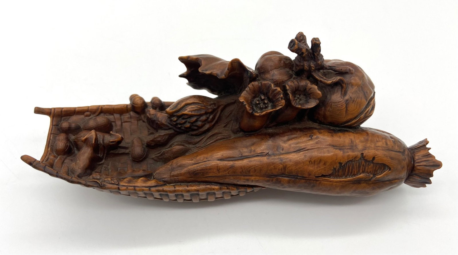 Fine Japanese Okimono Meiji Wood Carving: Fine Japanese Okimono Meiji wood carving. Harvest of fruits and vegetables on Japanese junket boat. Very finely carved. Measures 3" H x 7" L x 2 1/4" W. In great condition no breaks or cracks. All Ite