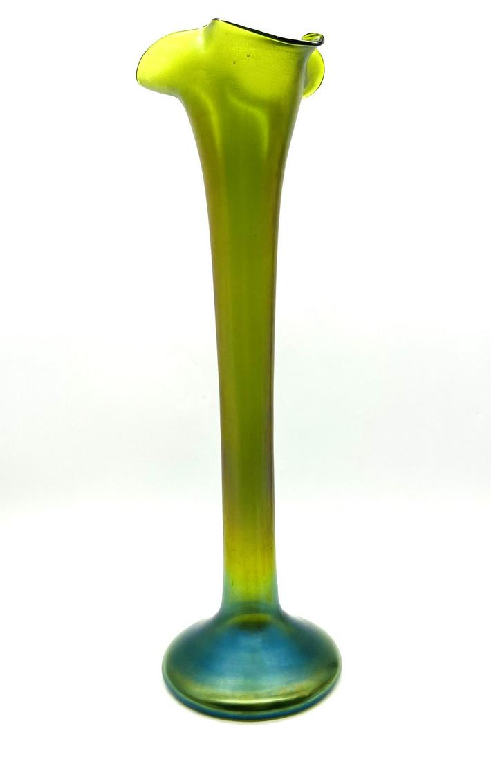 Monumental Loetz Art Glass Iridescent Vase (1 of 17)