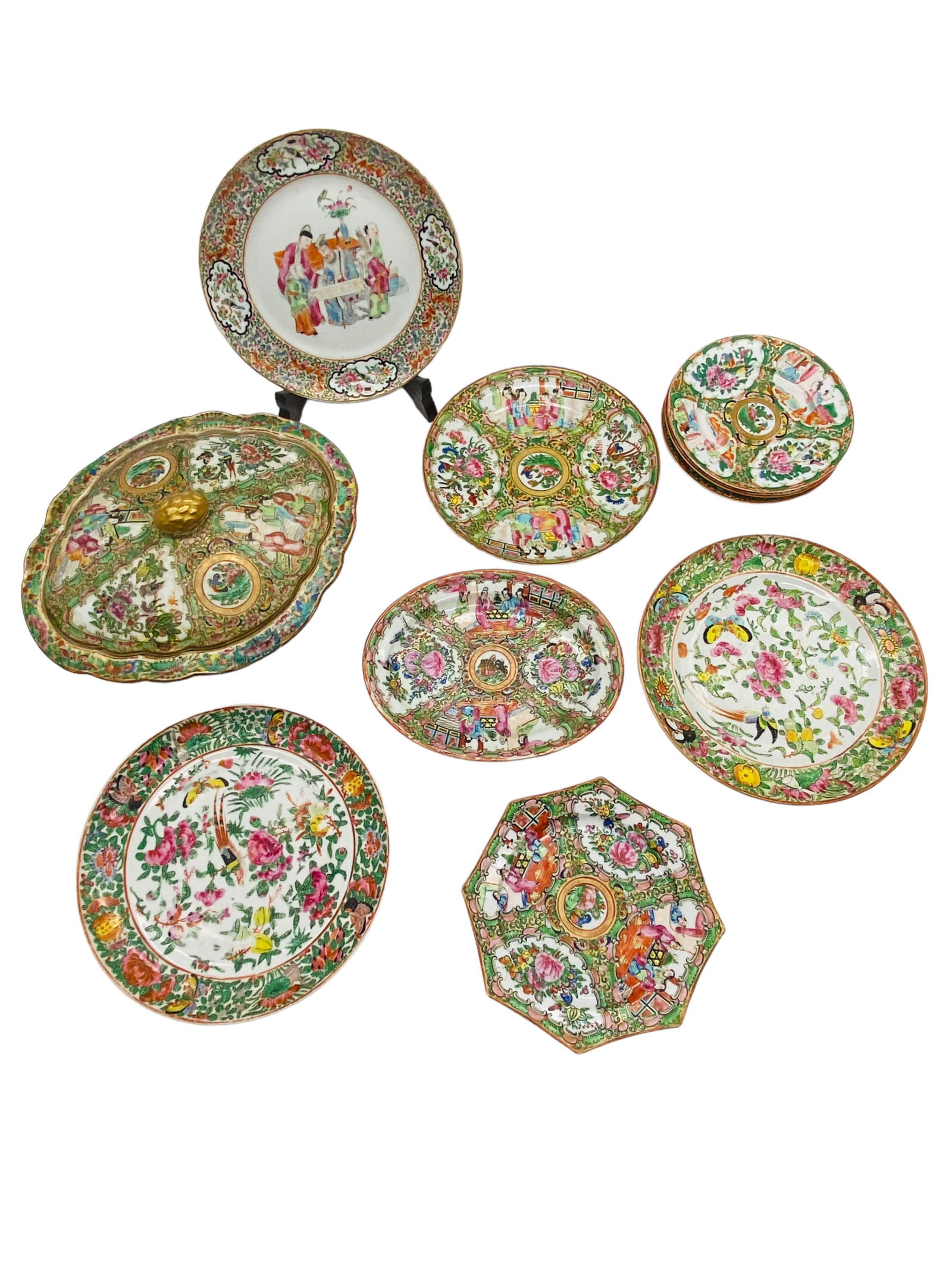 Chinese Rose Medallion Various Items (1 of 6)