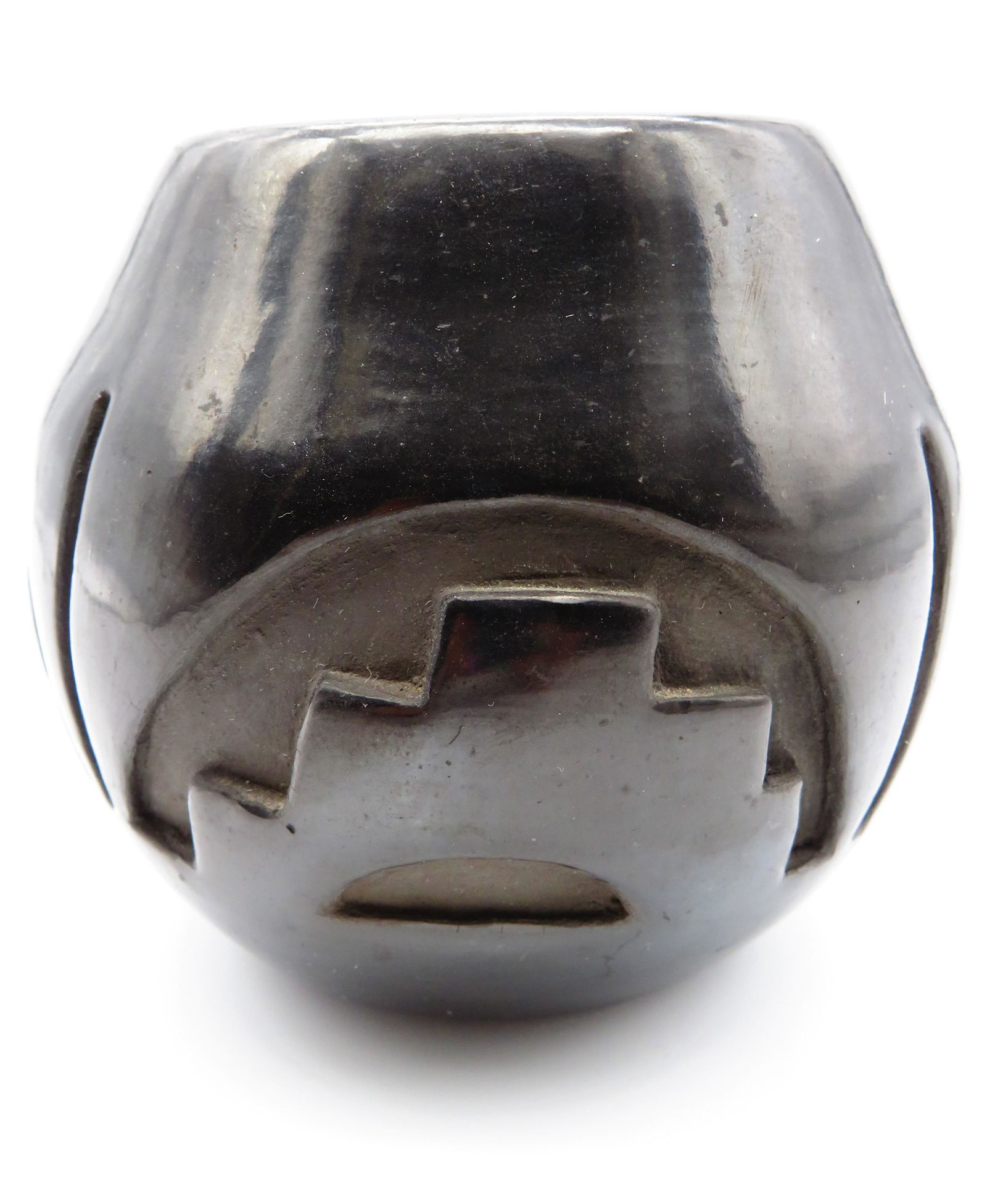 Mida Tafoya Santa Clara Black Pot (1 of 5)