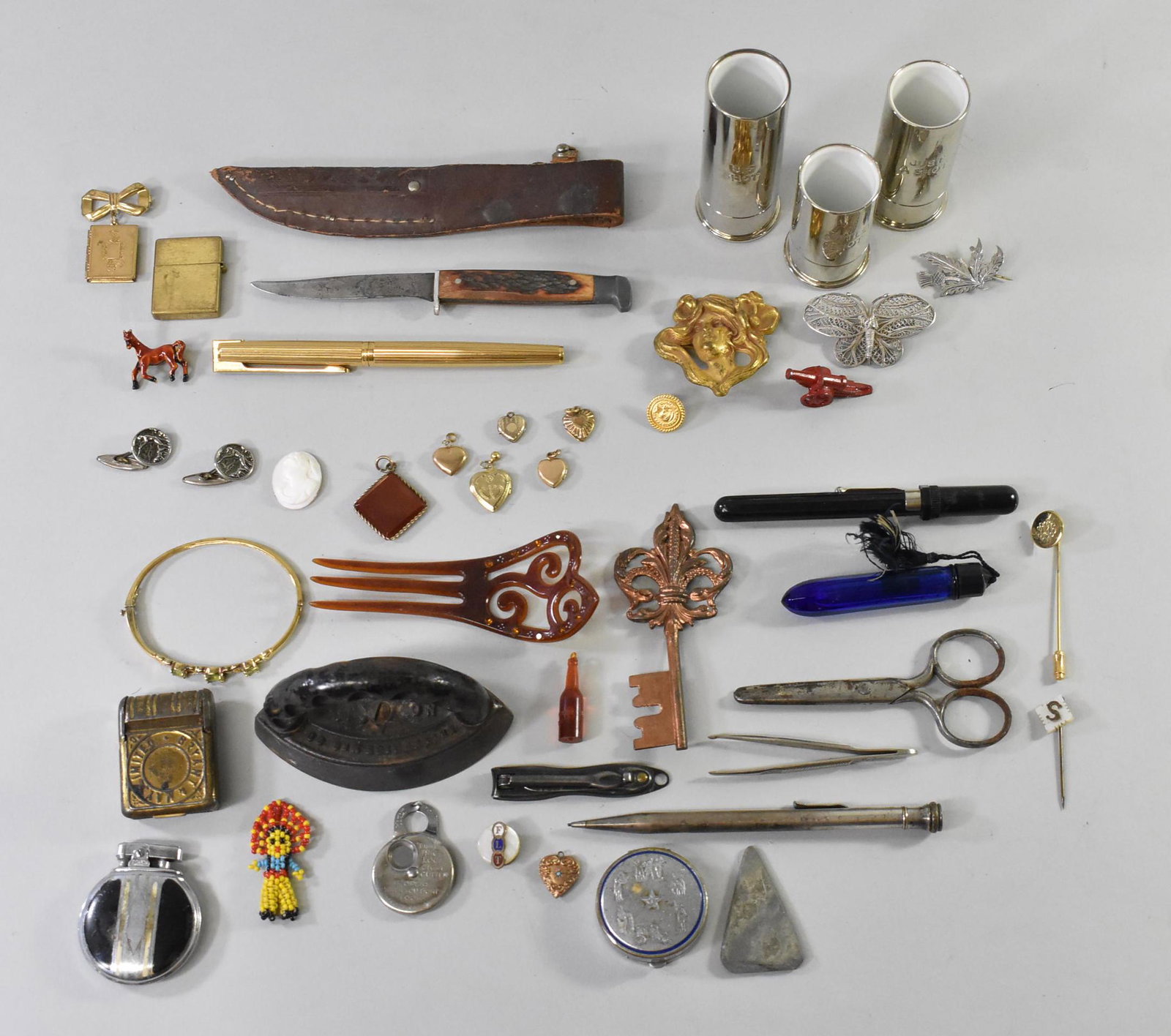 Mixed lot - shot glasses, lockets, knife, cuff links,: Mixed lot including shot glasses, lockets, knife with 3" blade, brooches, tweezers, cuff links, lighter pen, thermometer and more, 1076 grams total