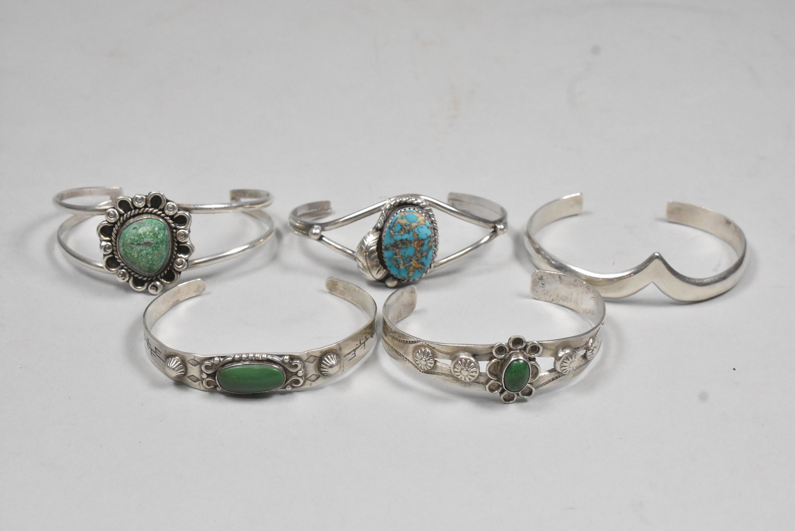 5 Navajo Silver Turquoise Bracelets (1 of 5)