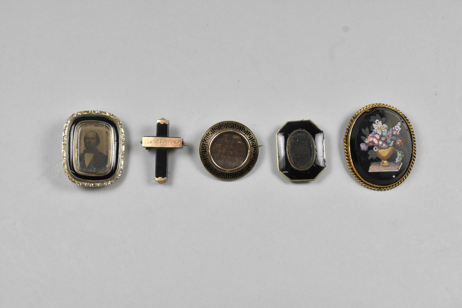 5 Piece Victorian Mourning Jewelry (1 of 7)